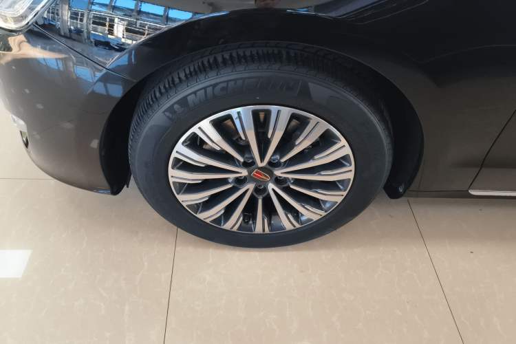Used Hongqi H7 2019 2.0T Elite Edition Left Front Wheel Hub