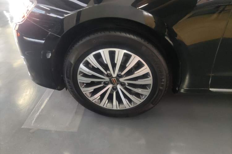 Used Hongqi H7 2019 2.0T Flagship Edition Left Front Wheel Hub
