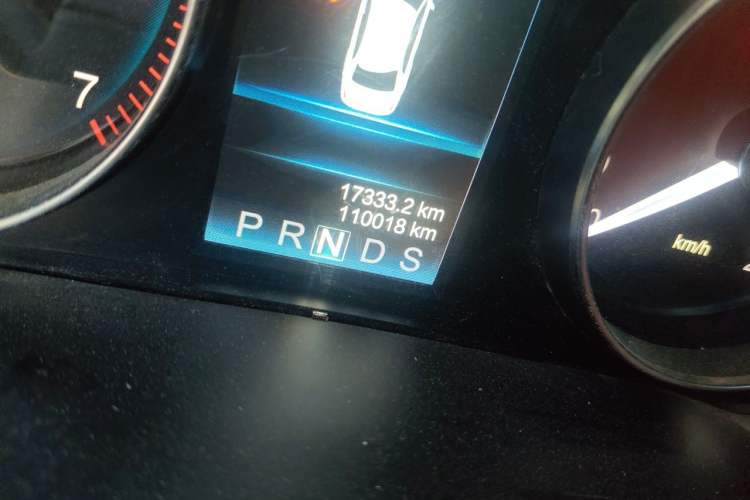 Used Hongqi H7 2019 1.8T Comfort Edition Odometer Close Up