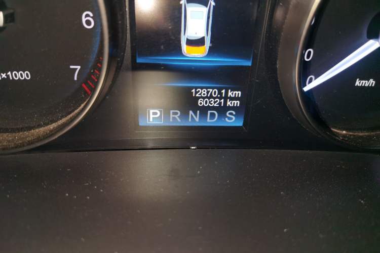 Used Hongqi H7 2019 1.8T Comfort Edition Odometer Close Up