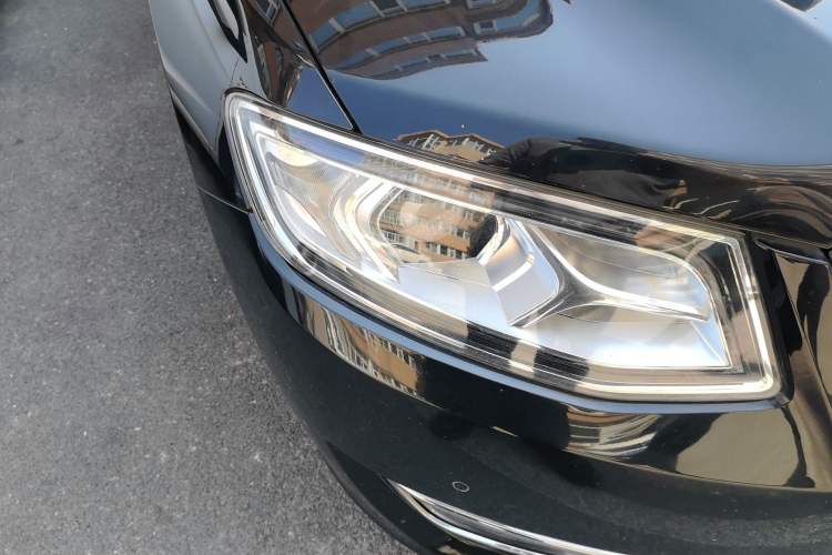 Used Hongqi H7 2019 2.0T Flagship Edition Right Front Headlight