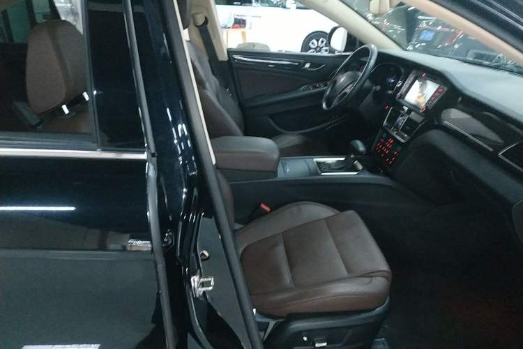 Used Hongqi H7 2019 2.0T Elite Edition Right Front Seat