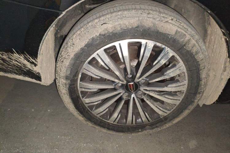 Used Hongqi H7 2019 1.8T Comfort Edition Right Front Wheel Hub