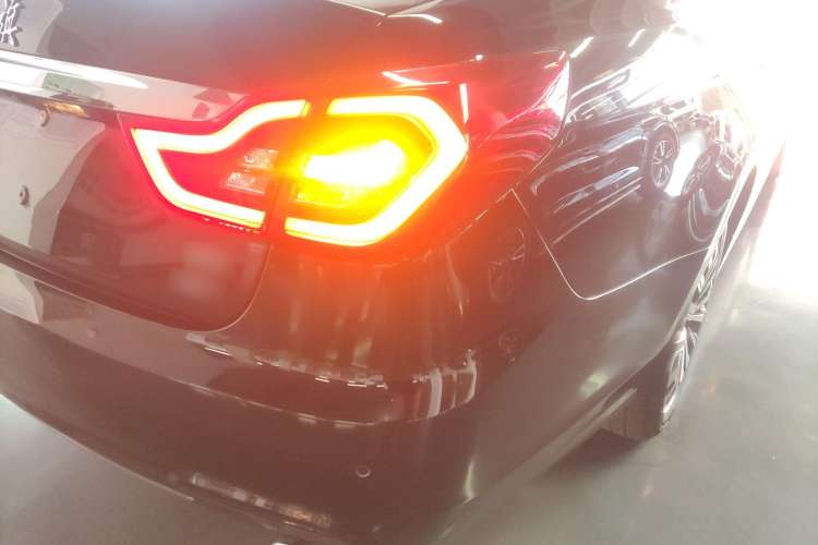 Used Hongqi H7 2019 2.0T Flagship Edition Right Rear Taillight