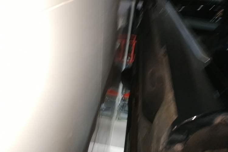Used Hongqi H7 2019 2.0T Elite Edition Right Side Sill