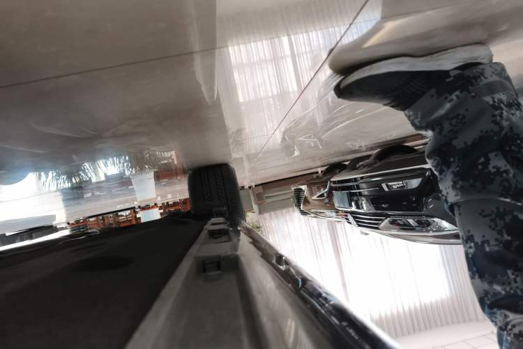 Used Hongqi H7 2019 2.0T Elite Edition Right Side Sill