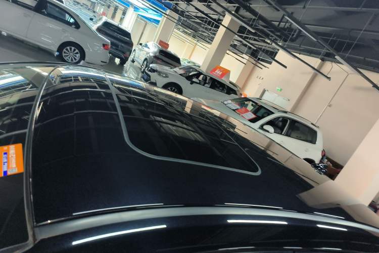Used Hongqi H7 2019 2.0T Elite Edition Roof