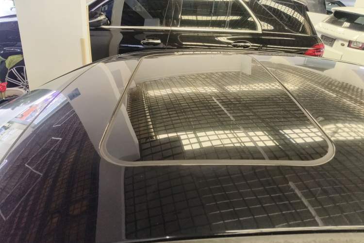 Used Hongqi H7 2019 1.8T Comfort Edition Roof
