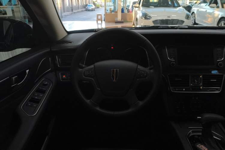 Used Hongqi H7 2019 2.0T Elite Edition Steering Wheel