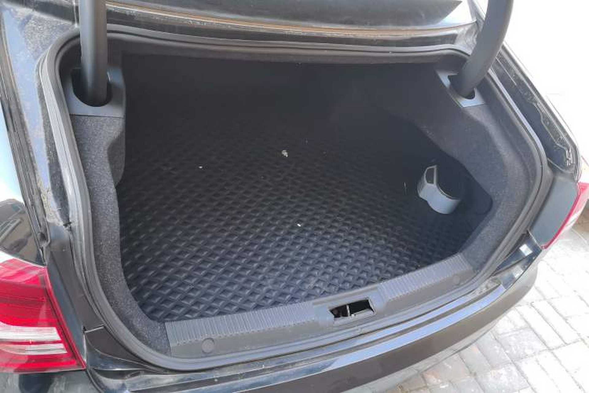 Used Hongqi H7 2019 2.0T Flagship Edition Trunk