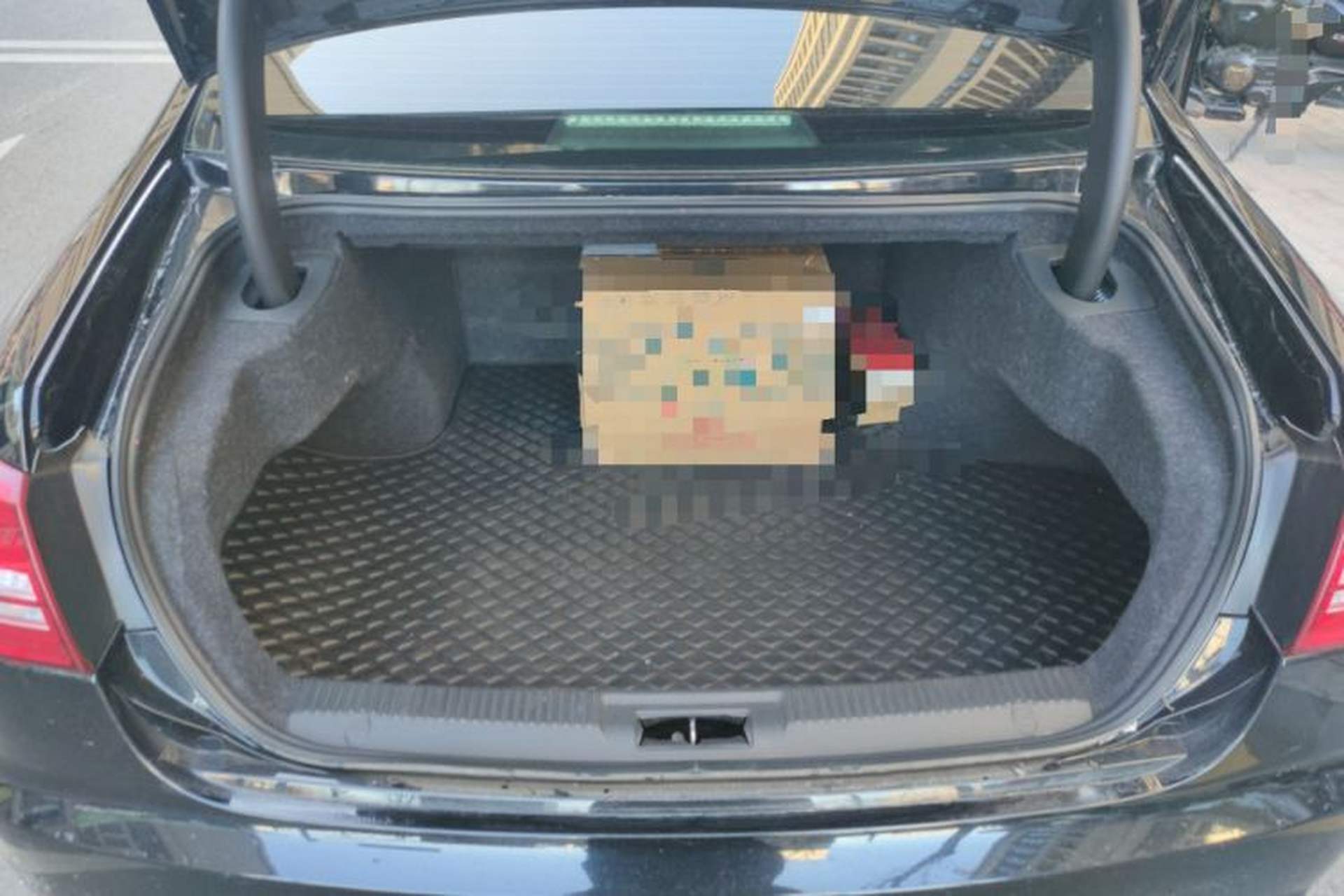 Used Hongqi H7 2019 1.8T Comfort Edition Trunk