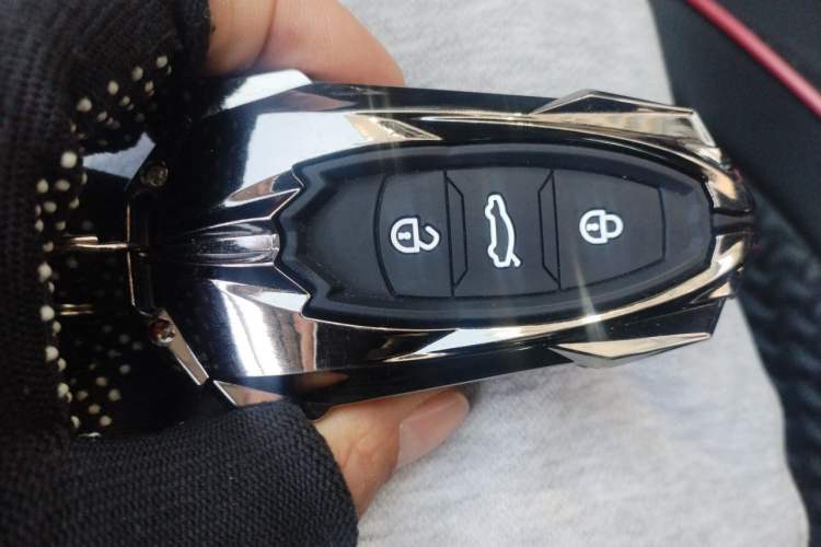 Used Hongqi H7 2019 1.8T Comfort Edition Vehicle Key