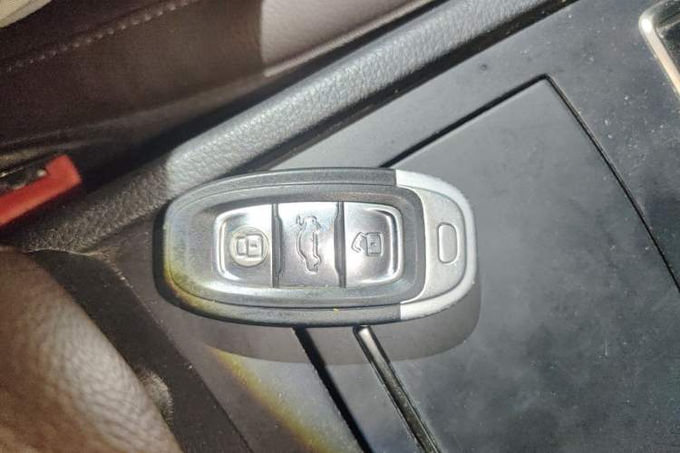 Used Hongqi H7 2019 2.0T Elite Edition Vehicle Key