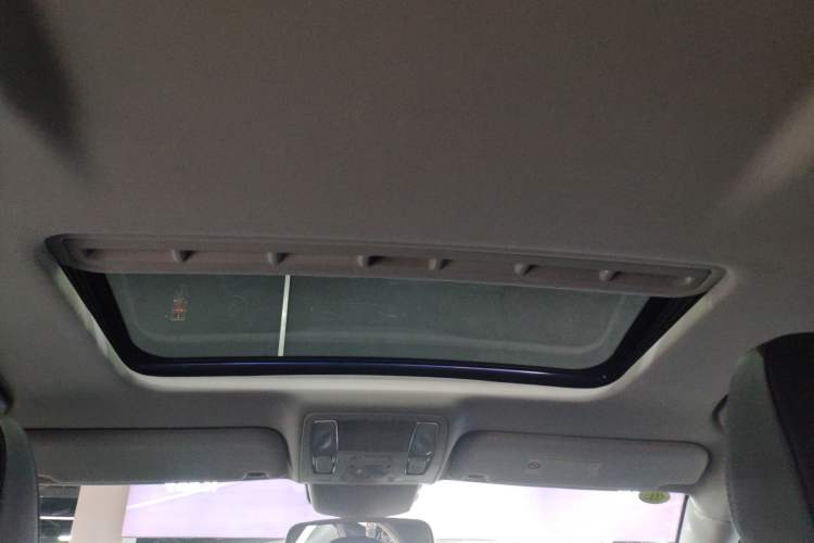 Used Hongqi H7 2019 2.0T Flagship Edition Headliner