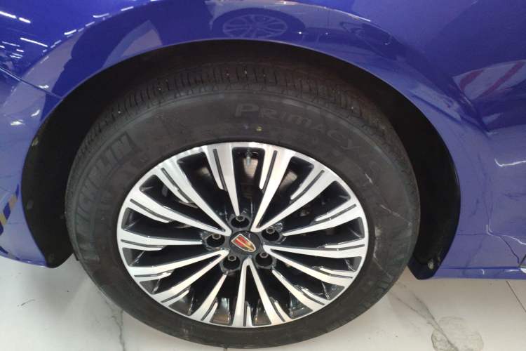 Used Hongqi H7 2019 2.0T Flagship Edition Left Front Wheel Hub