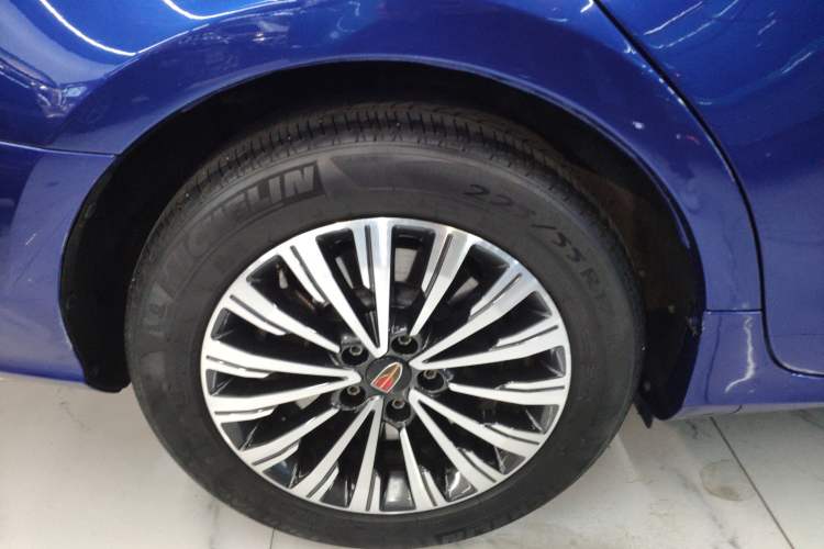 Used Hongqi H7 2019 2.0T Flagship Edition Right Rear Wheel Hub