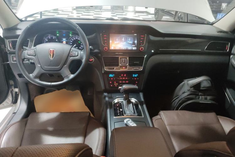 Used Hongqi H7 2019 2.0T Flagship Edition Center Console