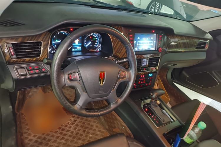 Used Hongqi H7 2021 2.0T Elite Edition Center Console