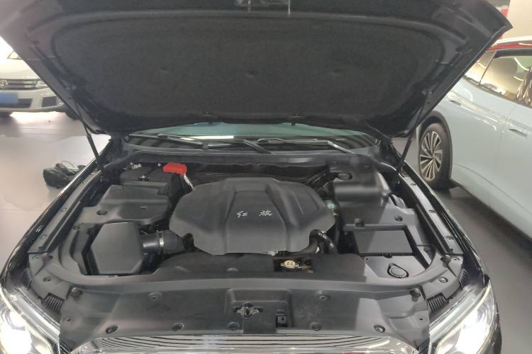 Used Hongqi H7 2021 2.0T Elite Edition Engine Bay