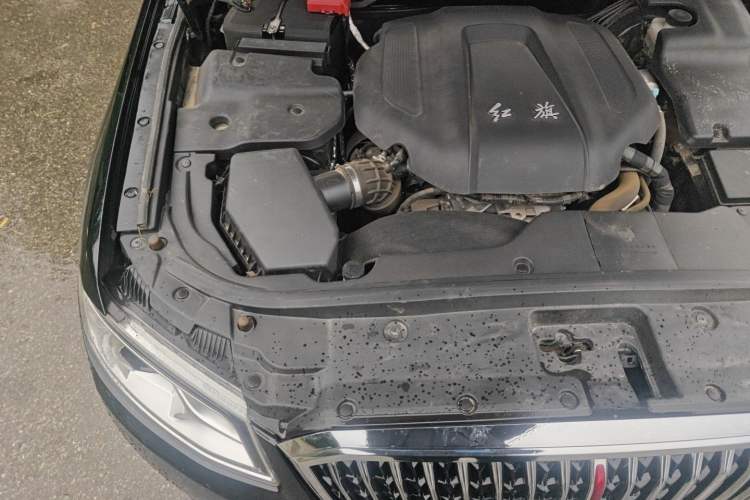 Used Hongqi H7 2021 1.8T Executive Edition Engine Bay Right