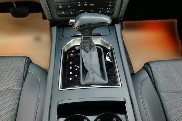Used Hongqi H7 2021 1.8T Comfort Edition Gear Lever