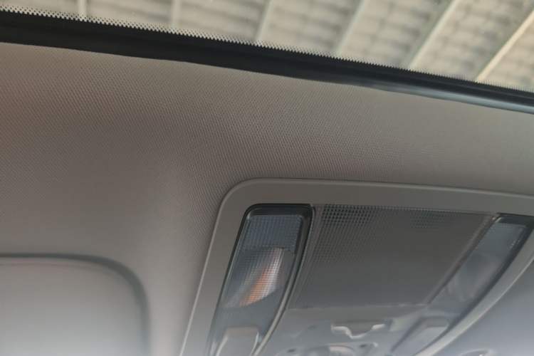 Used Hongqi H7 2021 1.8T Comfort Edition Headliner