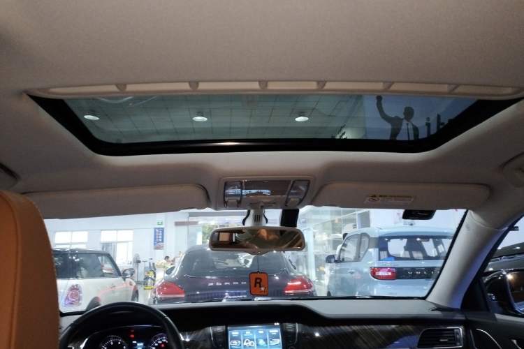 Used Hongqi H7 2021 2.0T Elite Edition Headliner