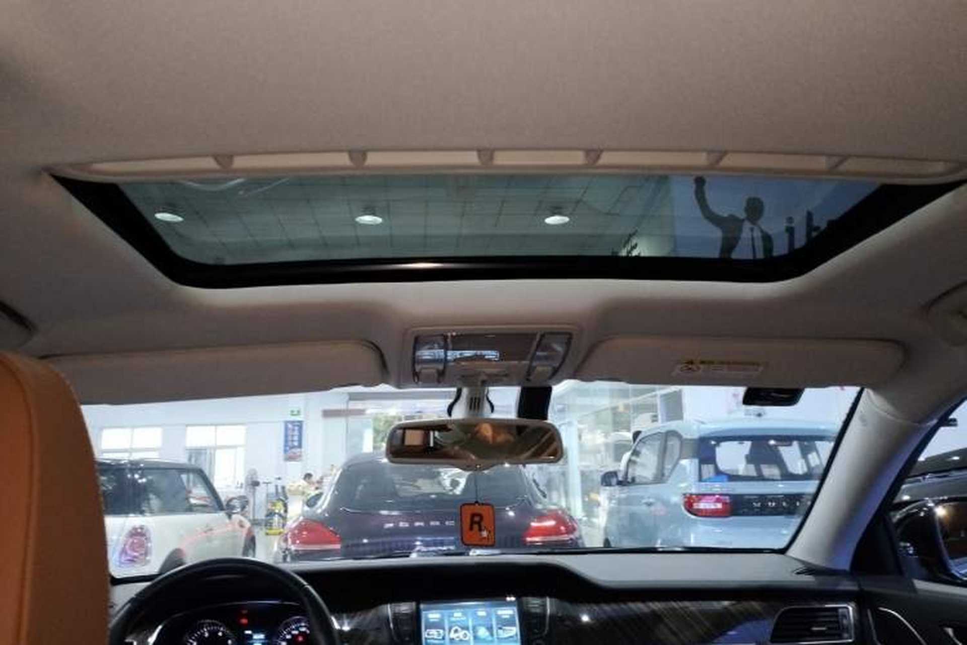 Used Hongqi H7 2021 2.0T Elite Edition Headliner