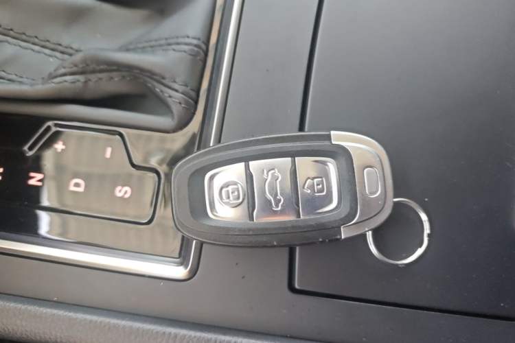 Used Hongqi H7 2021 1.8T Comfort Edition Interior 1