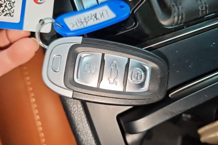 Used Hongqi H7 2021 2.0T Flagship Edition Interior 1