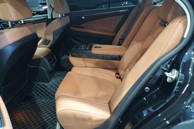 Used Hongqi H7 2021 2.0T Elite Edition Interior 4