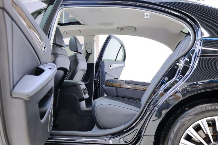 Used Hongqi H7 2021 2.0T Flagship Edition Interior 9
