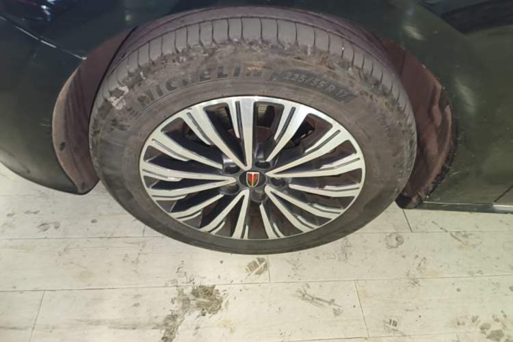 Used Hongqi H7 2021 2.0T Elite Edition Left Front Wheel Hub
