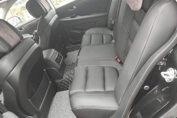 Used Hongqi H7 2021 1.8T Executive Edition Left Rear Seat