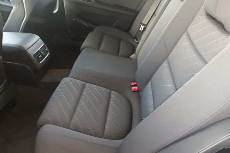 Used Hongqi H7 2021 1.8T Comfort Edition Left Rear Seat