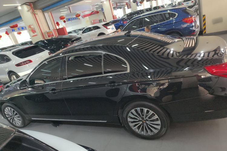 Used Hongqi H7 2021 2.0T Elite Edition Left Side