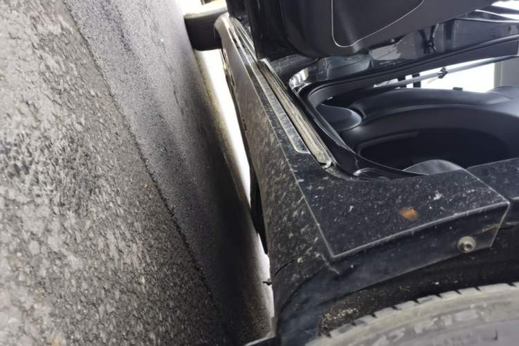 Used Hongqi H7 2021 2.0T Elite Edition Left Side Sill