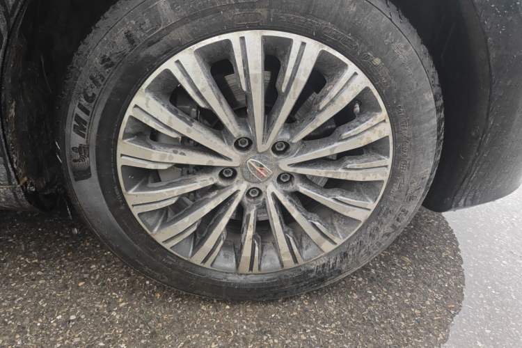 Used Hongqi H7 2021 1.8T Executive Edition Right Front Wheel Hub
