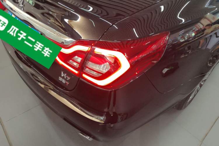 Used Hongqi H7 2021 2.0T Elite Edition Right Rear Taillight