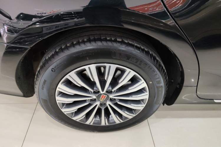 Used Hongqi H7 2021 1.8T Executive Edition Right Rear Wheel Hub