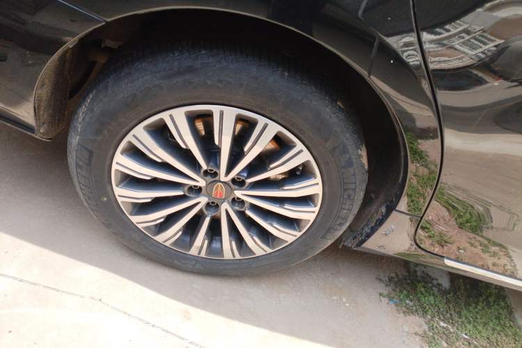 Used Hongqi H7 2021 1.8T Executive Edition Right Rear Wheel Hub