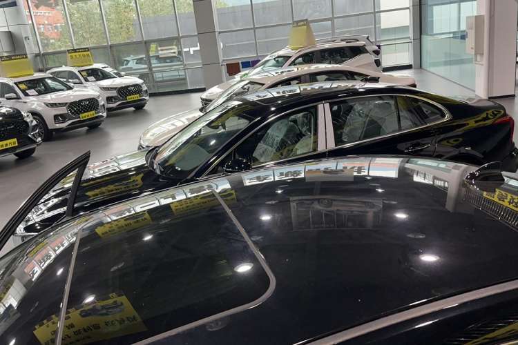 Used Hongqi H7 2021 1.8T Executive Edition Roof