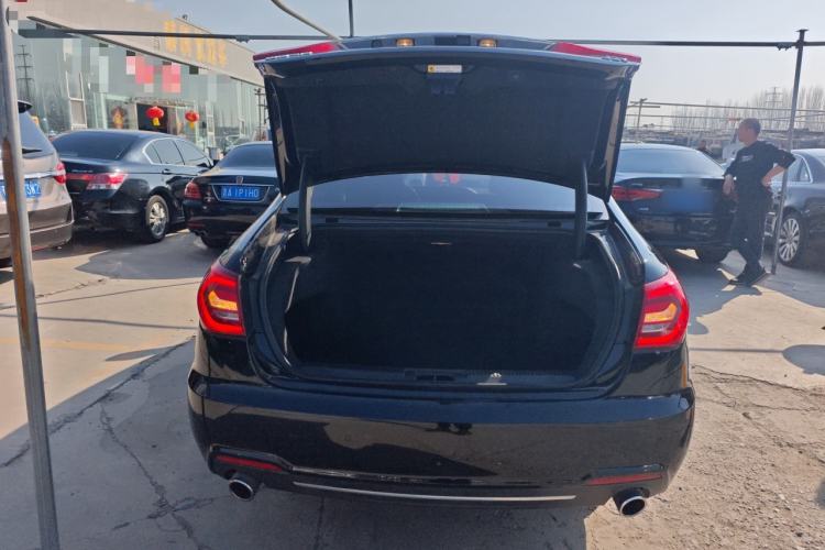 Used Hongqi H7 2021 1.8T Executive Edition Trunk