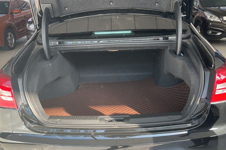 Used Hongqi H7 2021 1.8T Comfort Edition Trunk