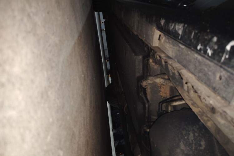 Used Hongqi H9 2020 2.0T Smart Connect Flagship Edition Chassis Rear Left