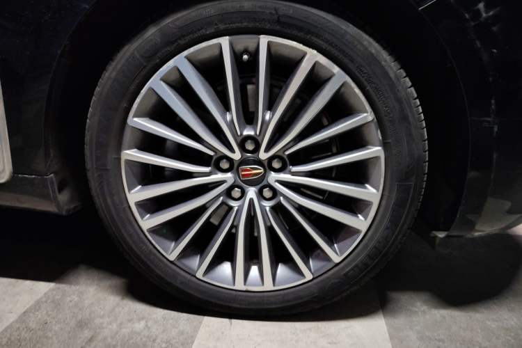 Used Hongqi H9 2020 2.0T Smart Connect Flagship Edition Right Front Wheel Hub