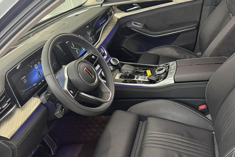 Used Hongqi H9 2020 2.0T Smart Connect Flagship Edition Interior 2