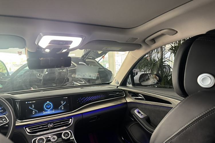 Used Hongqi H9 2020 2.0T Smart Connect Flagship Edition Interior 3