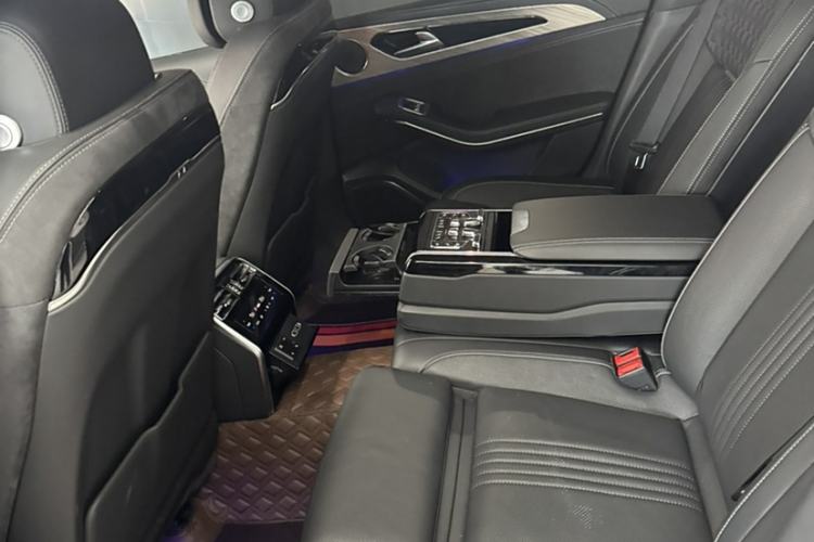 Used Hongqi H9 2020 2.0T Smart Connect Flagship Edition Interior 4