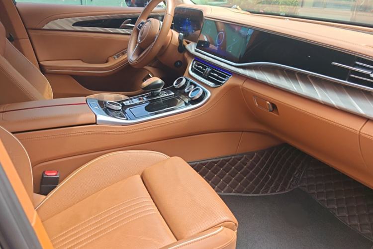 Used Hongqi H9 2020 2.0T Smart Connect Flagship Edition Interior 7